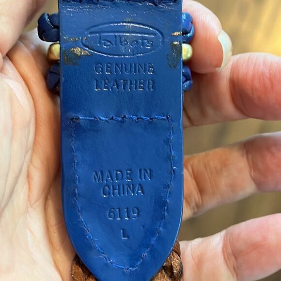 Vintage Talbots blue woven leather belt with brass buckle- large - Picture 6 of 7